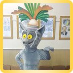 King Julian height-size lemur puppet